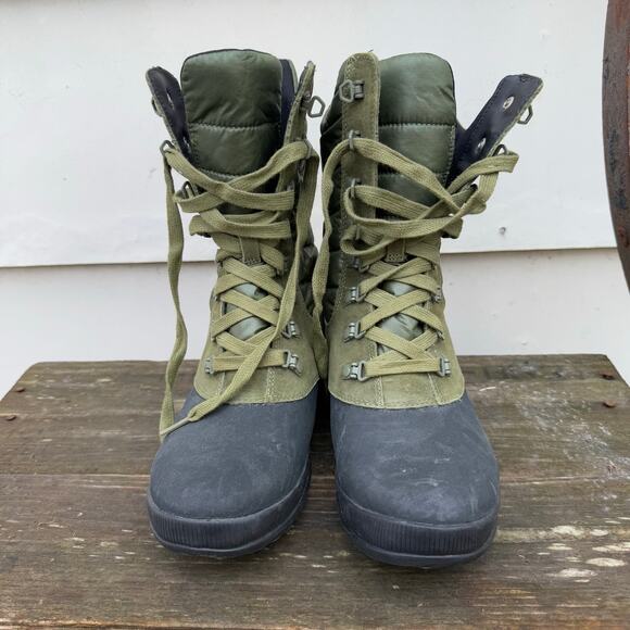 The North Face Zophia Winter Boots 200g Heetseeker Insulation Olive Green 8.5 - Picture 4 of 9